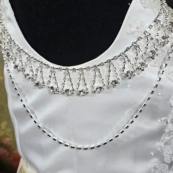 Starburst is a unique one-of-a-kind 6 pc tiara and ensemble - Picture 8 of 11